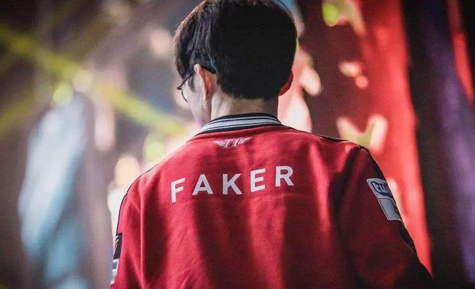 Team Liquid 允许 paTiTek 探索其他组织的报价