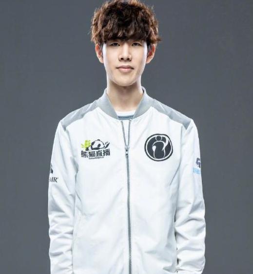 Valve 发布了最新更新，适用于 CS2