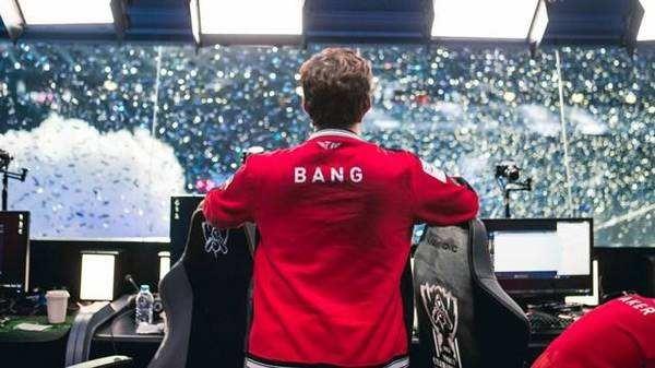 大气！RNG花100W包机出征2025MSI！