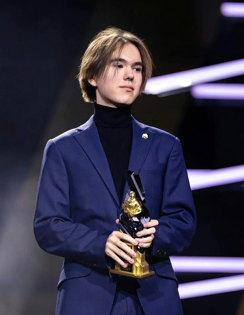 上海Major美洲RMR：稳中求胜，COL 13-7 Bestia